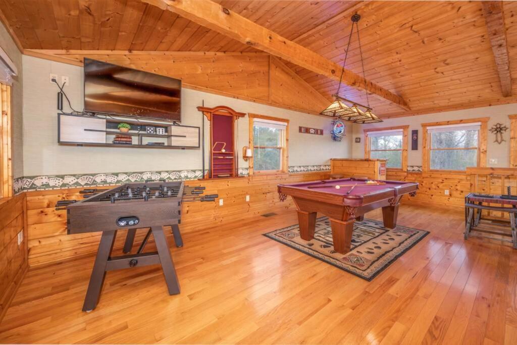 Over The Mountain - Smoky Mountain View Cabin Sevierville Bagian luar foto