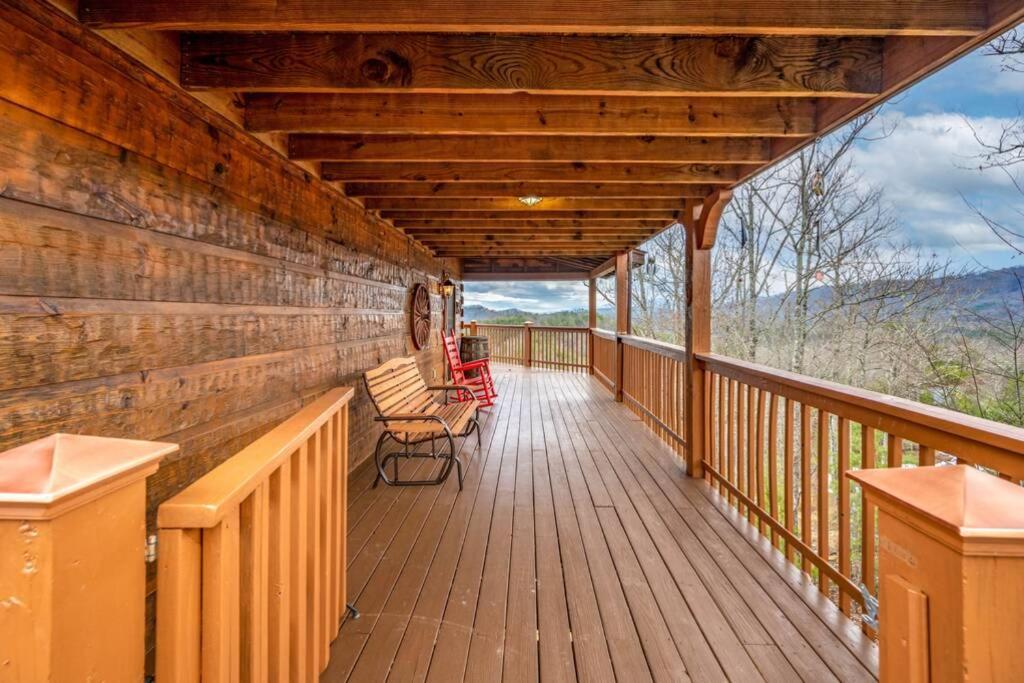 Over The Mountain - Smoky Mountain View Cabin Sevierville Bagian luar foto